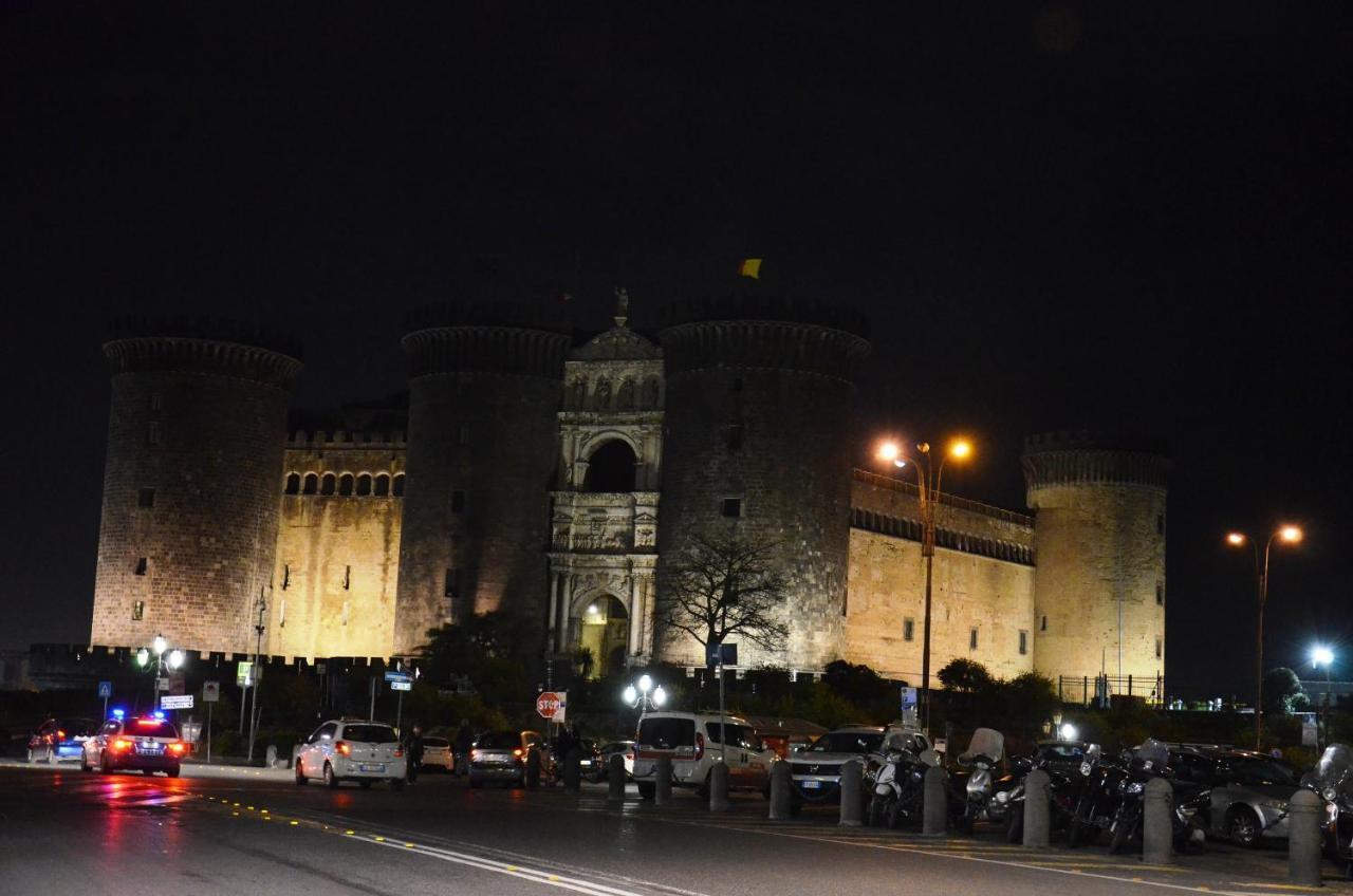 La Casa Spagnola Napoli Exterior foto