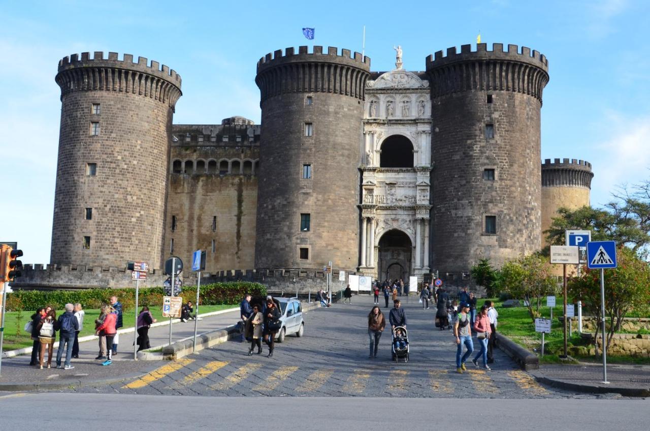 La Casa Spagnola Napoli Exterior foto