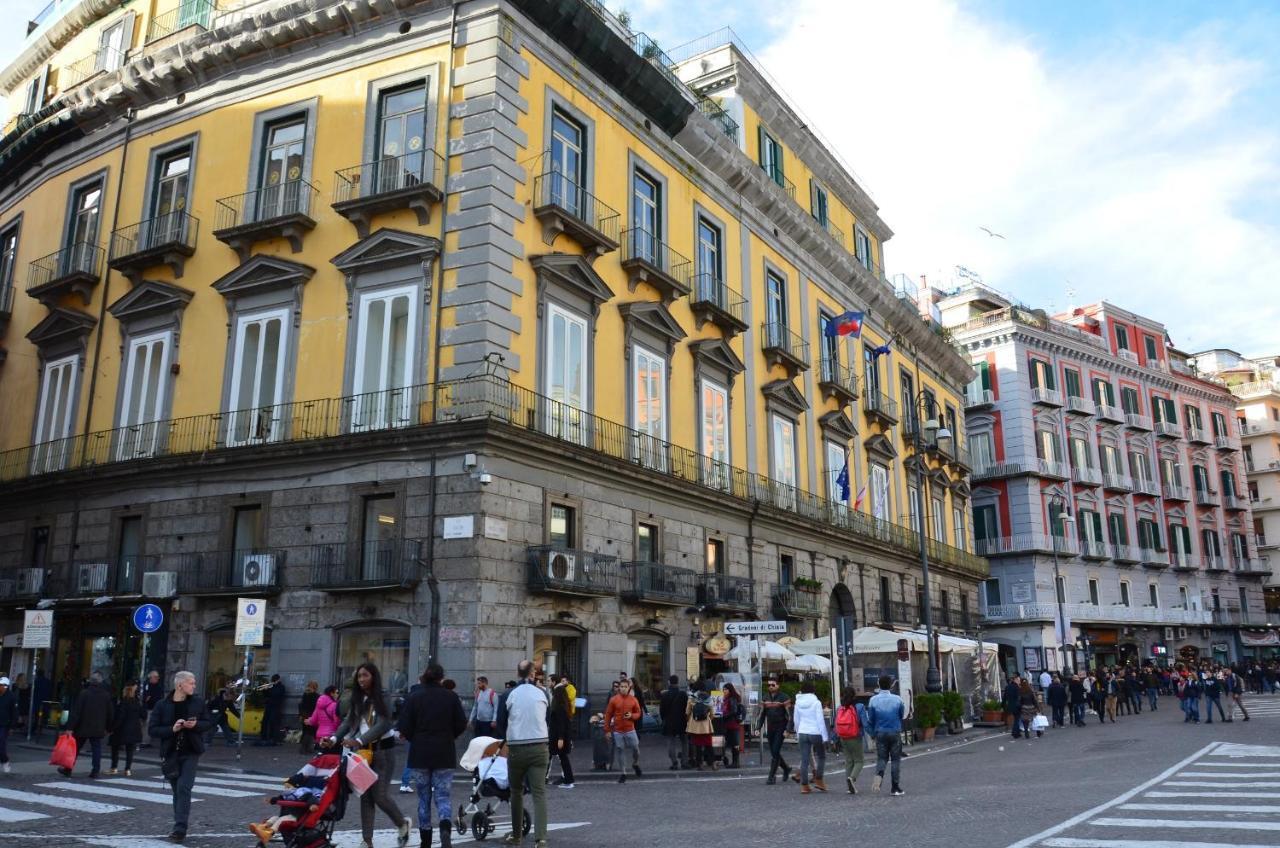 La Casa Spagnola Napoli Exterior foto