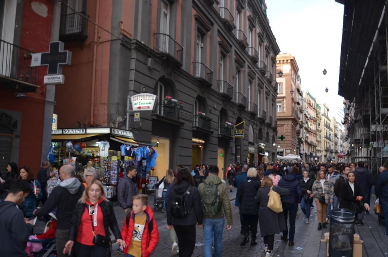 La Casa Spagnola Napoli Exterior foto